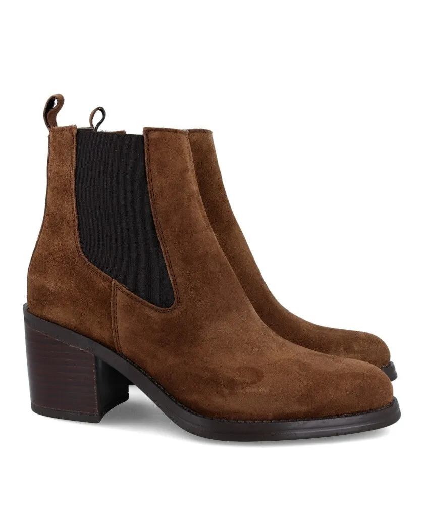 Alpe Anne 2394 Chelsea ankle boots with heels