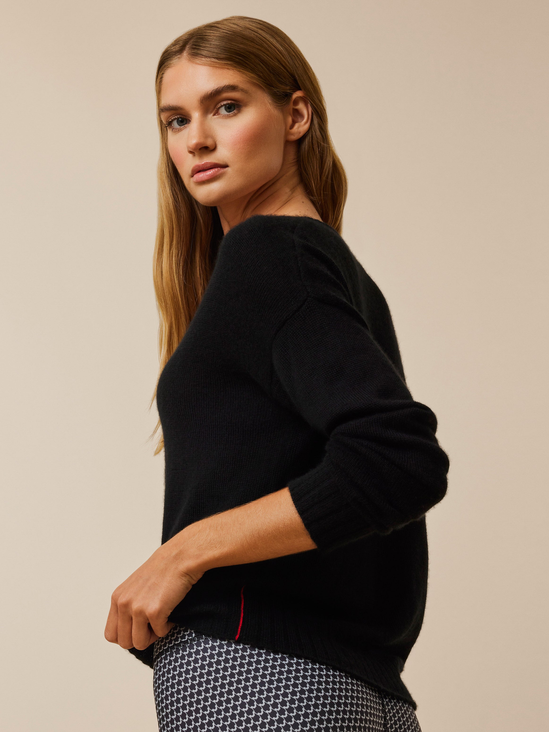 Anila Cashmere Sweater V Neck - Google SEO result