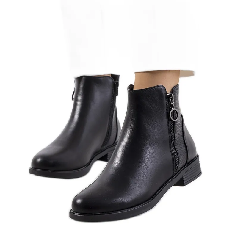 Black Lakeshore boots