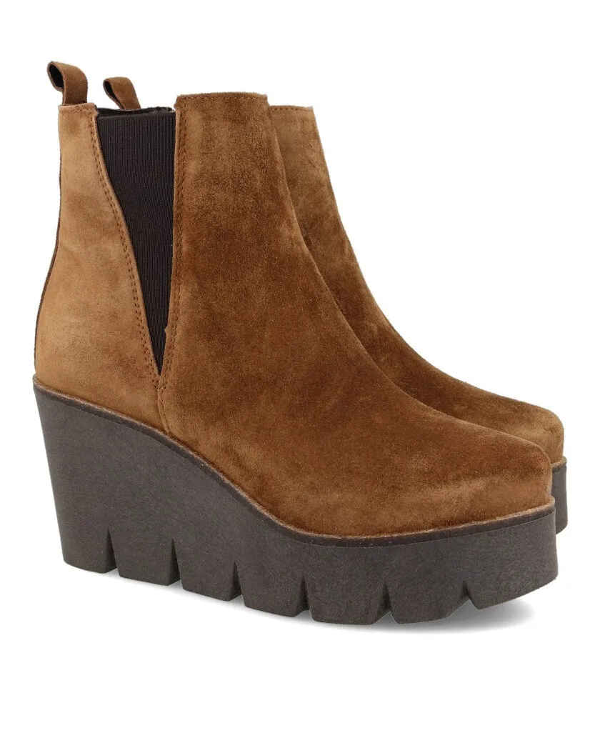 Brown high wedge ankle boots Alpe Sasha 4544