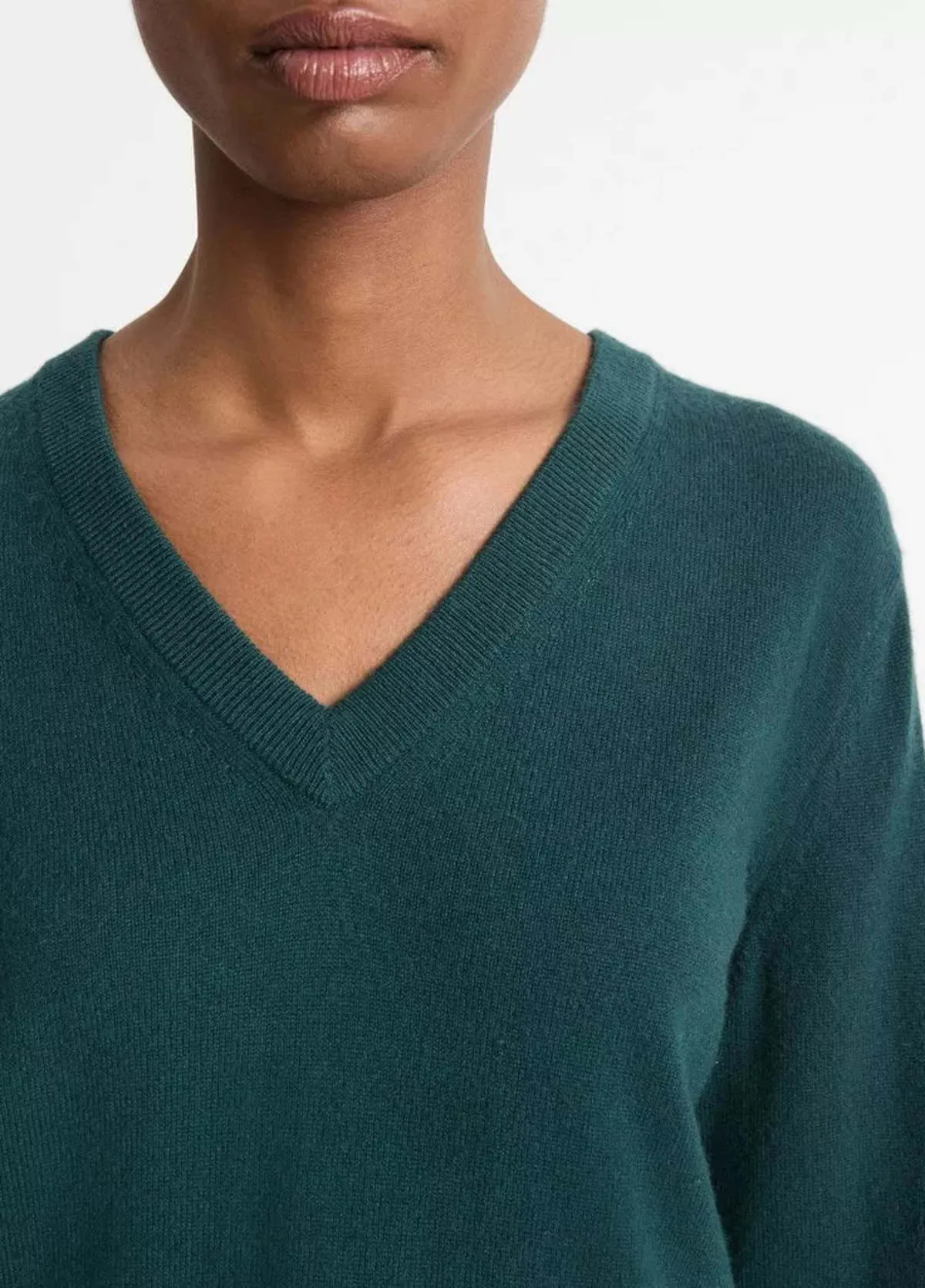 Casual V-Neck Sweater - Juniper