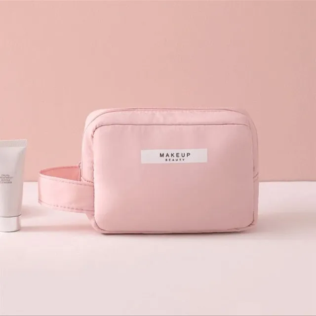 Cosmetic pouch