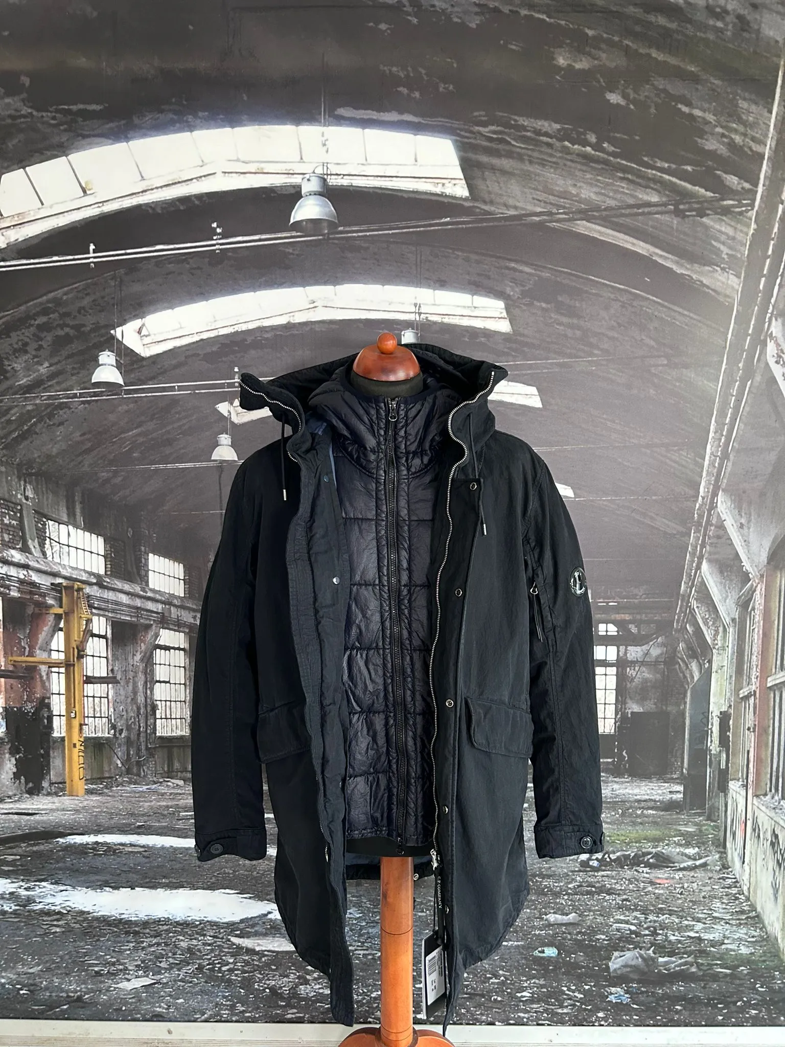 C.P. COMPANY 50 FILI PLATED PARKA - Google SEO optimized