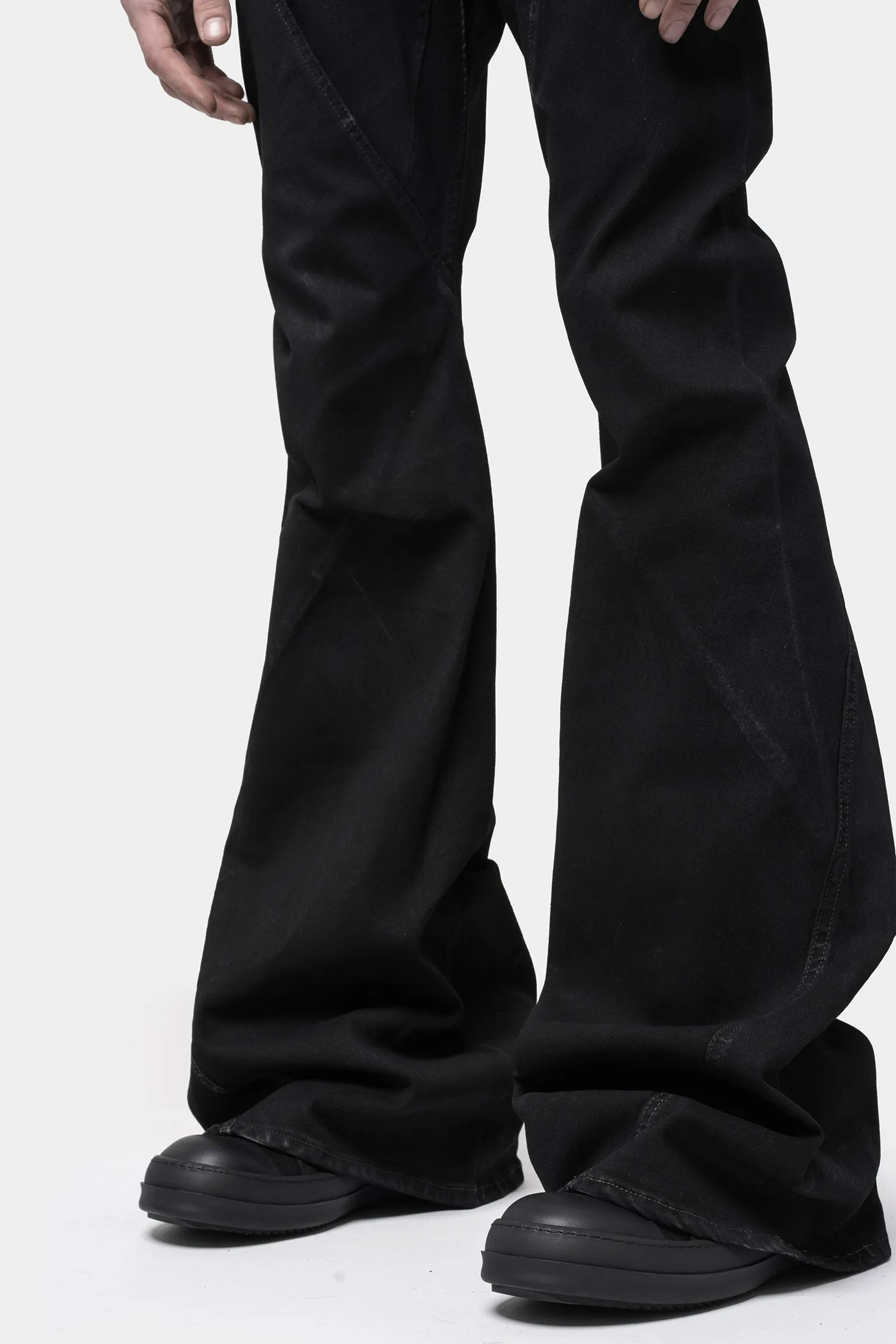 Flattering women's bootcut pants with a trendy twist