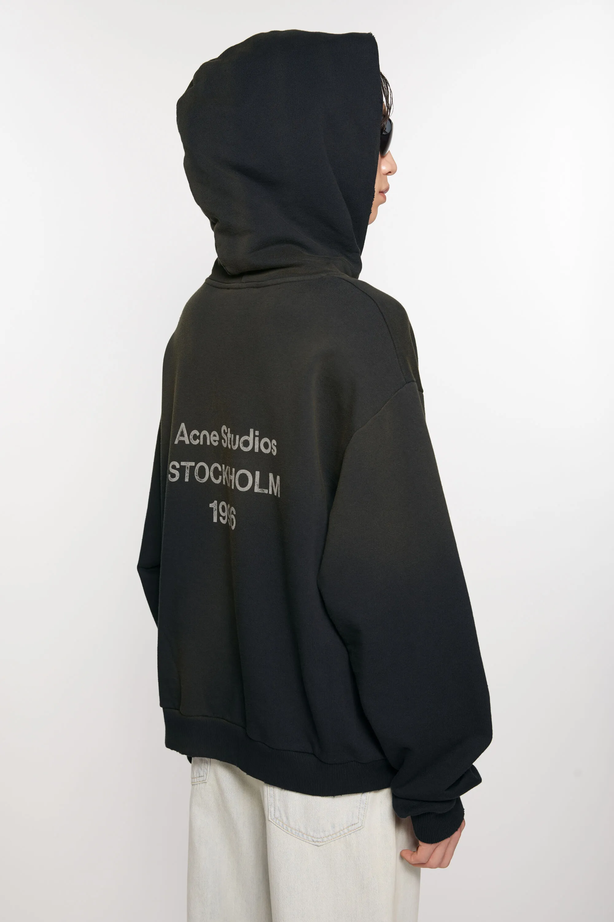 Logo hooded sweater