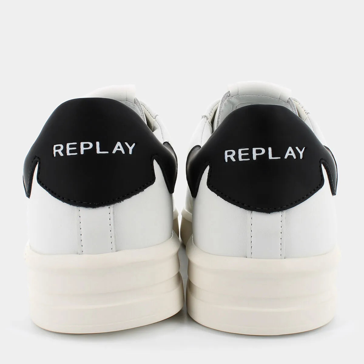 RZ4O0011L University M Prime 2 White Black Sneakers