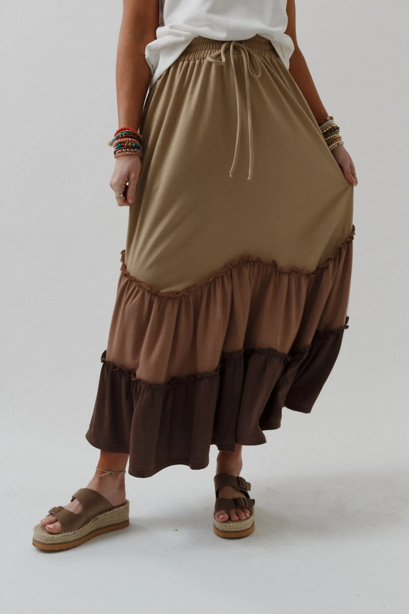 Sahara Skies Tiered Skirt Sand Multi.