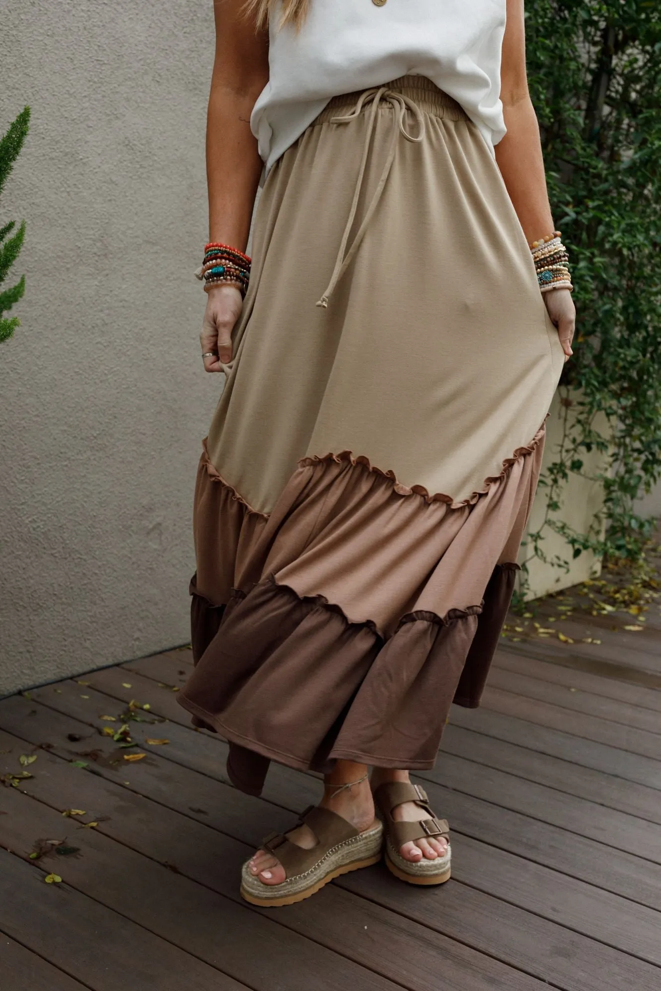 Sahara Skies Tiered Skirt Sand Multi.