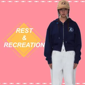 Street Style Hoodies & Sweatshirts for Rest & Recreation