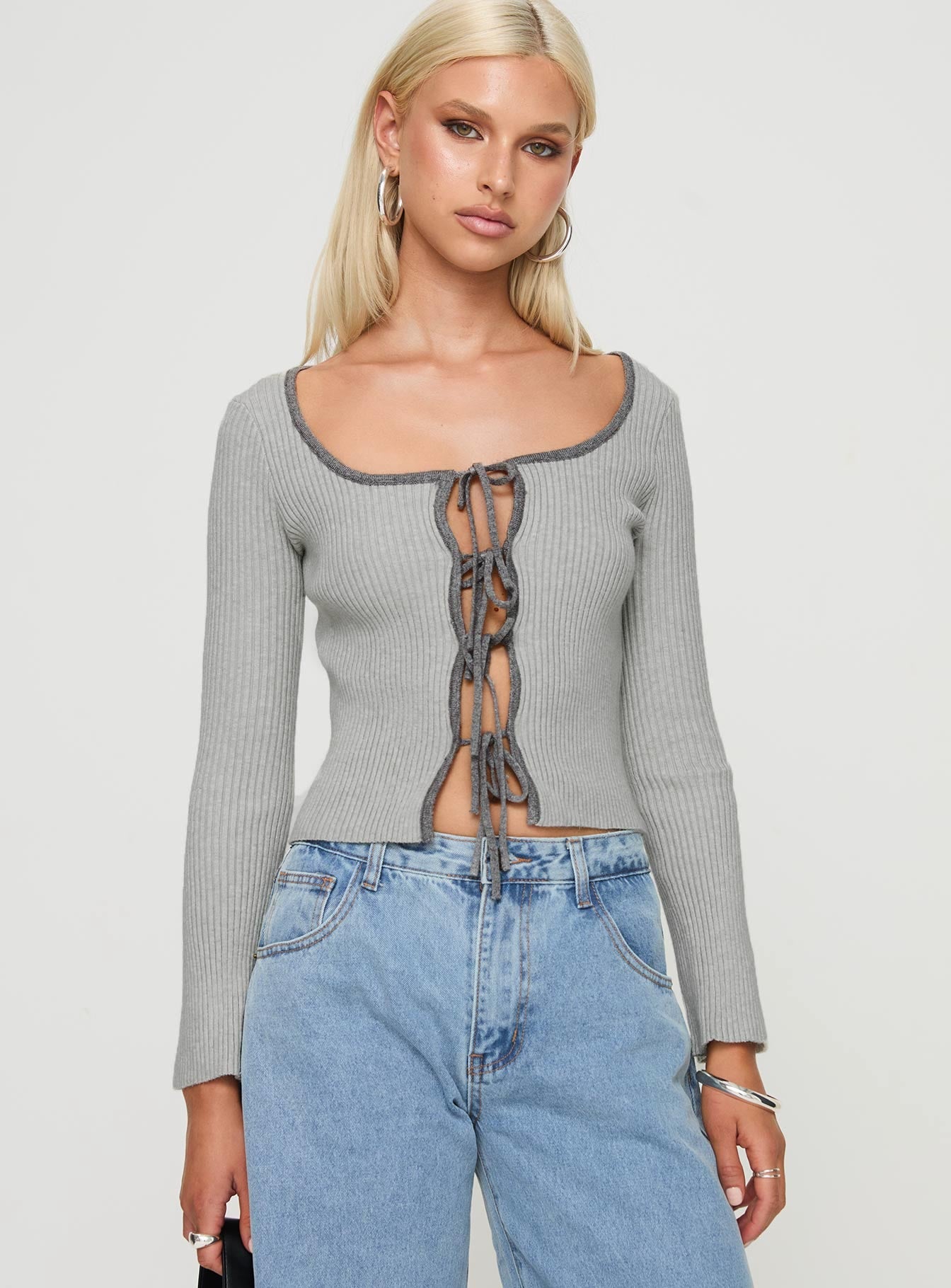 Tahlea Long Sleeve Top in Grey