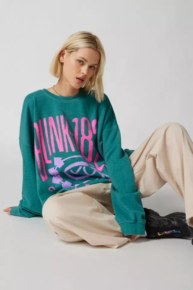 Urban Outfitters: Shop Trendy Hoodies & Sweatshirts for Street Style