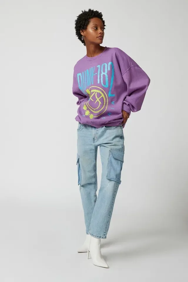 Urban Outfitters: Shop Trendy Hoodies & Sweatshirts for Street Style