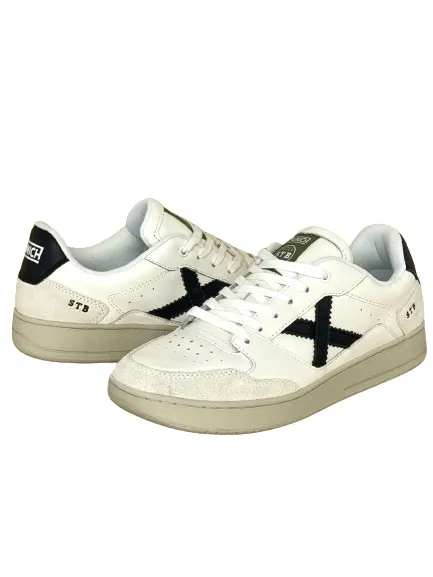 White and black men's sneakers, legitimate, 63-66